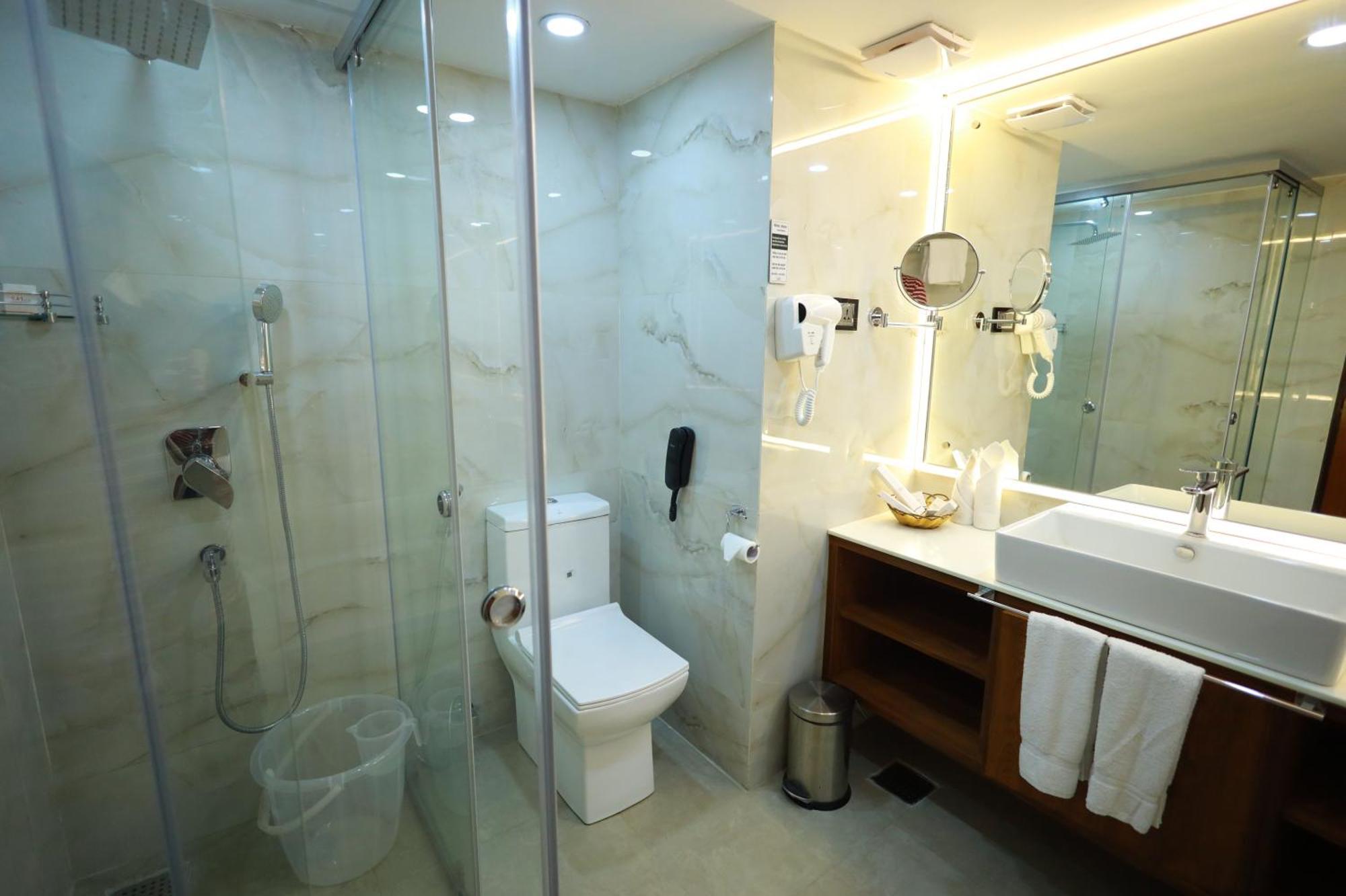 Saj Luciya -A Classified 4 Star Hotel Thiruvananthapuram Eksteriør billede
