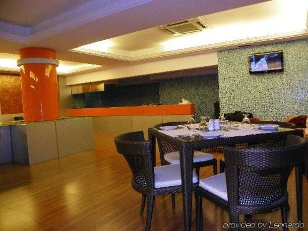 Saj Luciya -A Classified 4 Star Hotel Thiruvananthapuram Restaurant billede