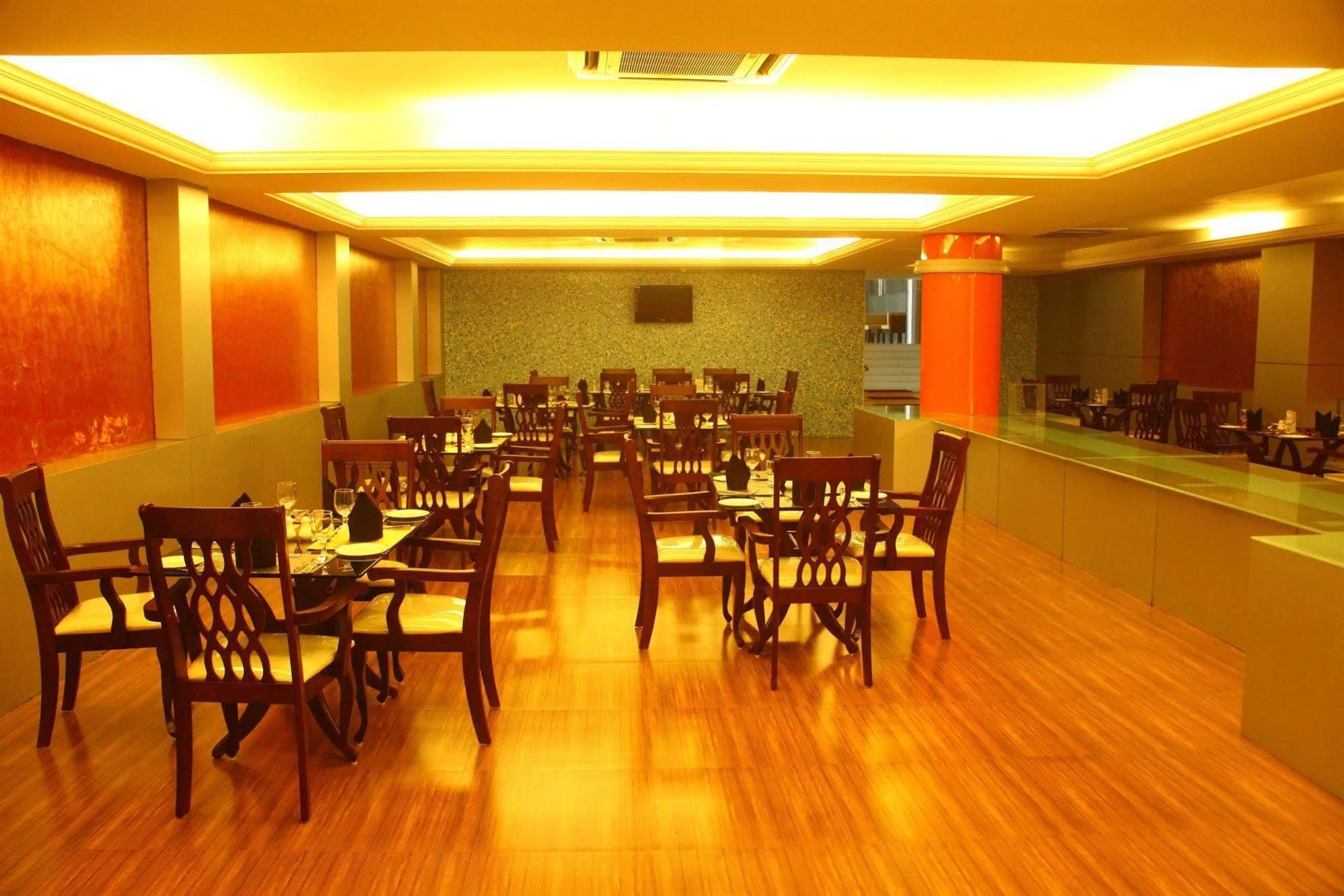 Saj Luciya -A Classified 4 Star Hotel Thiruvananthapuram Eksteriør billede
